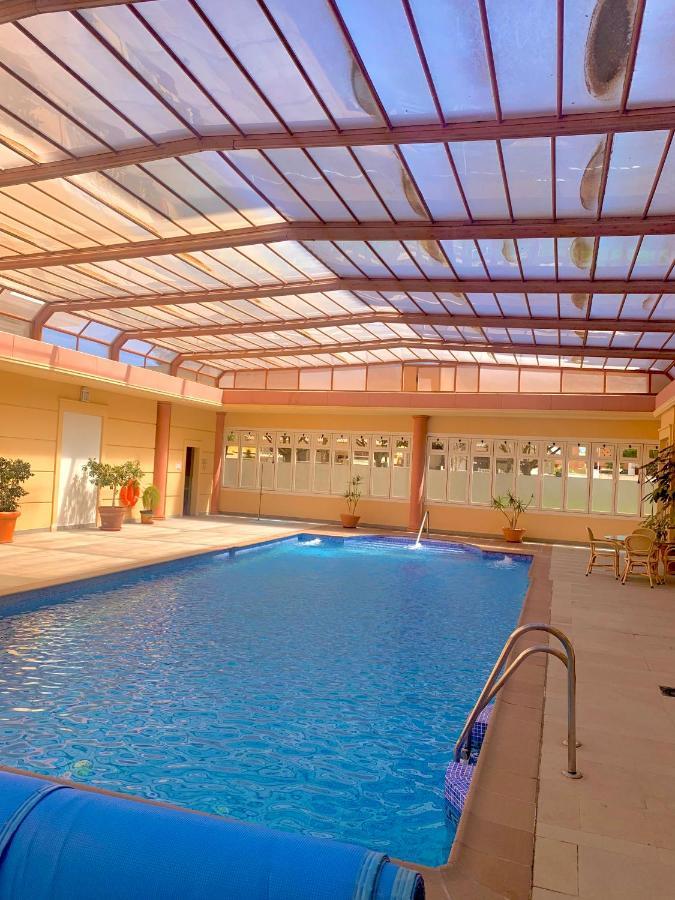 Atico Deluxe Entre Centro Y Playa Salinas Con Terraza, Wifi, Piscina Climatizada, Gym, Sauna Y Garaje -Smart Tv Рокетас-де-Мар Экстерьер фото
