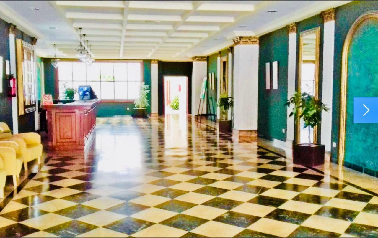 Atico Deluxe Entre Centro Y Playa Salinas Con Terraza, Wifi, Piscina Climatizada, Gym, Sauna Y Garaje -Smart Tv Рокетас-де-Мар Экстерьер фото