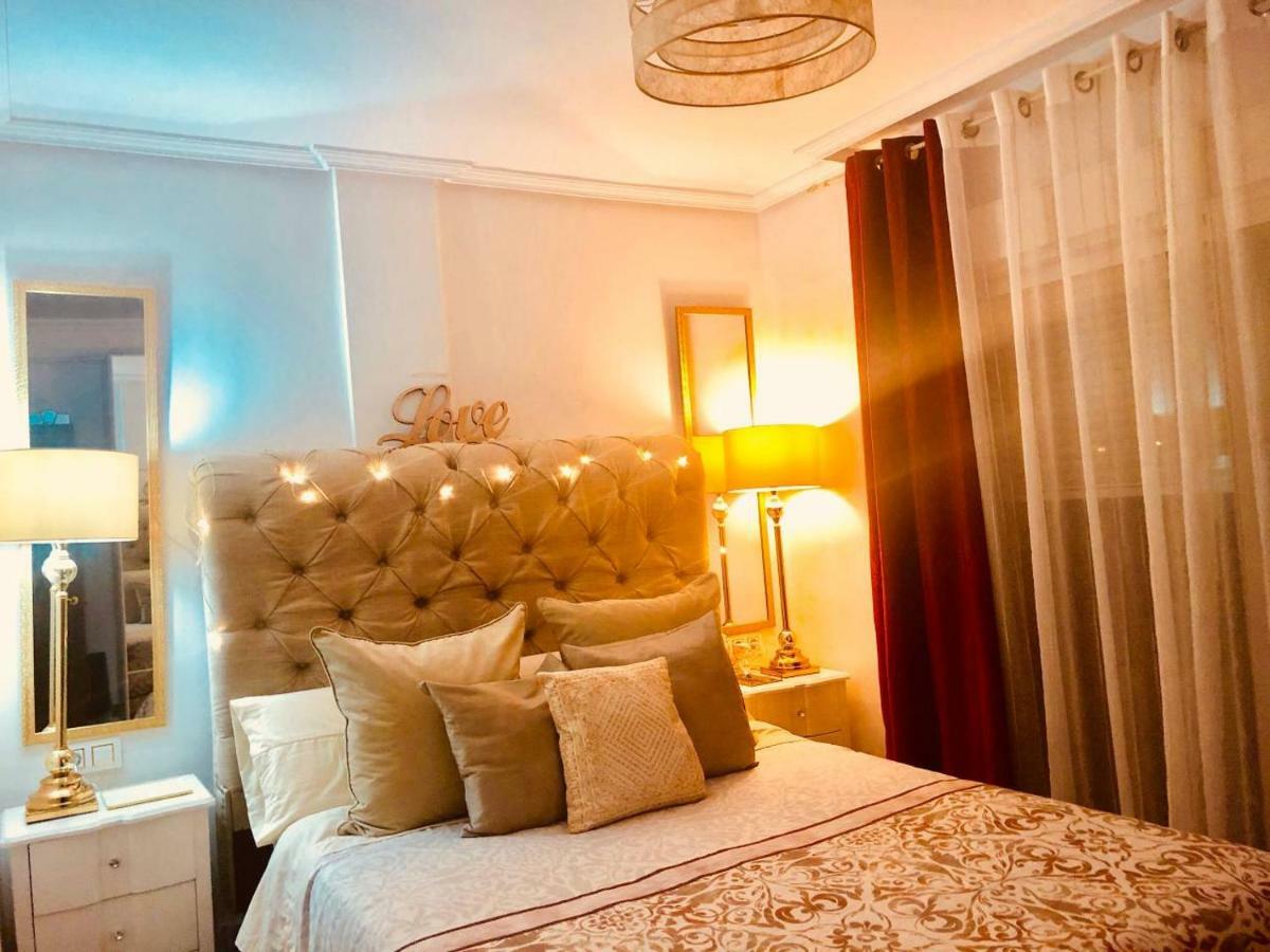 Atico Deluxe Entre Centro Y Playa Salinas Con Terraza, Wifi, Piscina Climatizada, Gym, Sauna Y Garaje -Smart Tv Рокетас-де-Мар Экстерьер фото